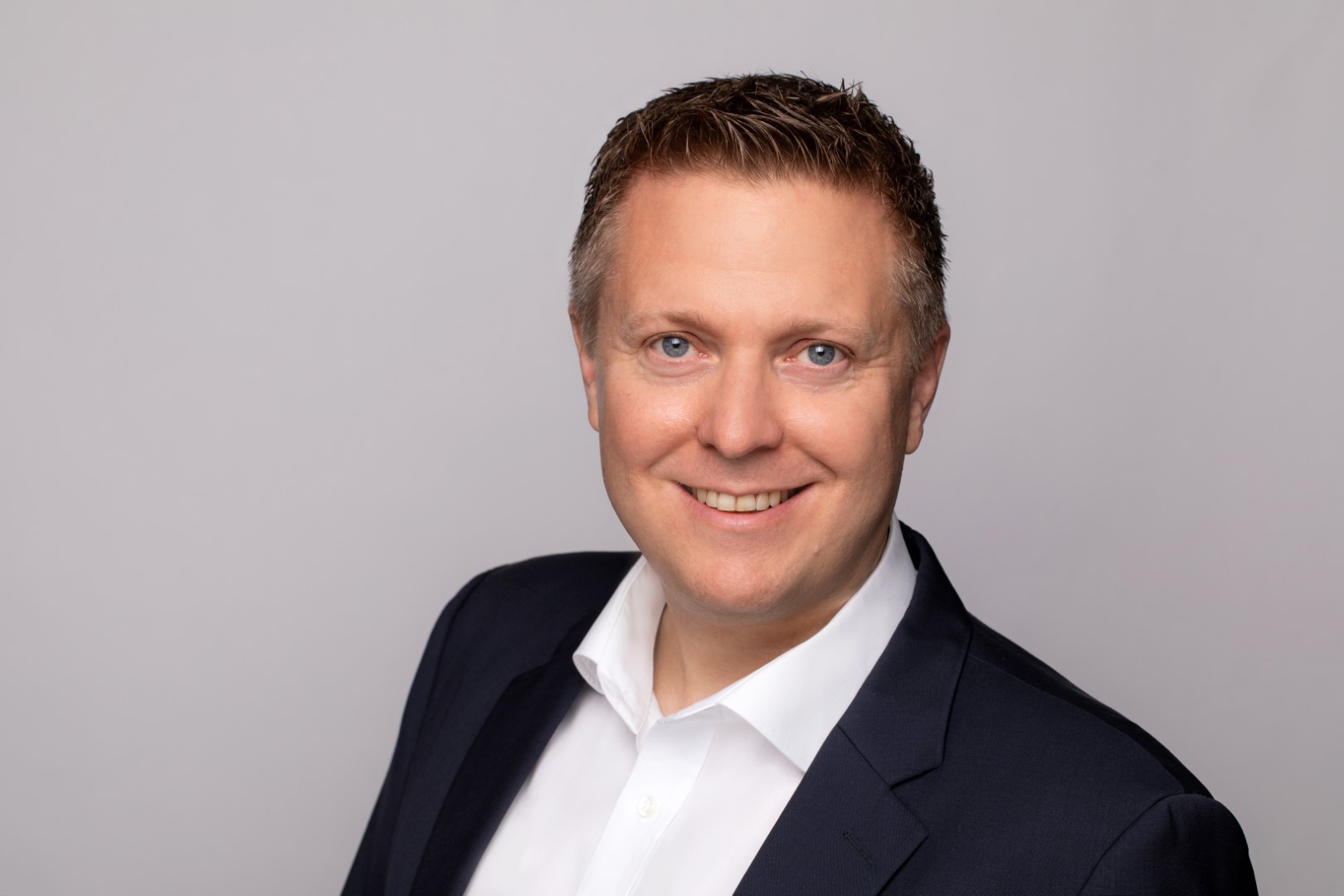 Dr. Alexander Schick